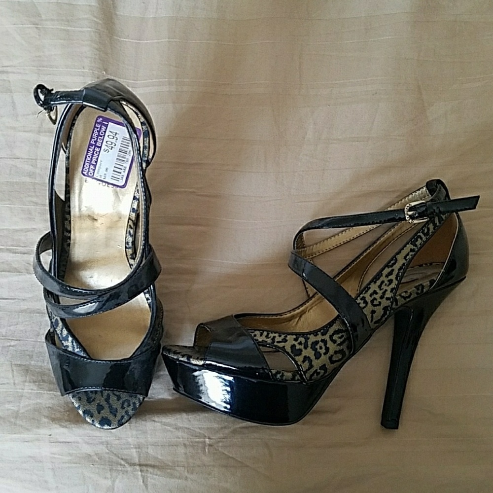 Guess - Black Heels
